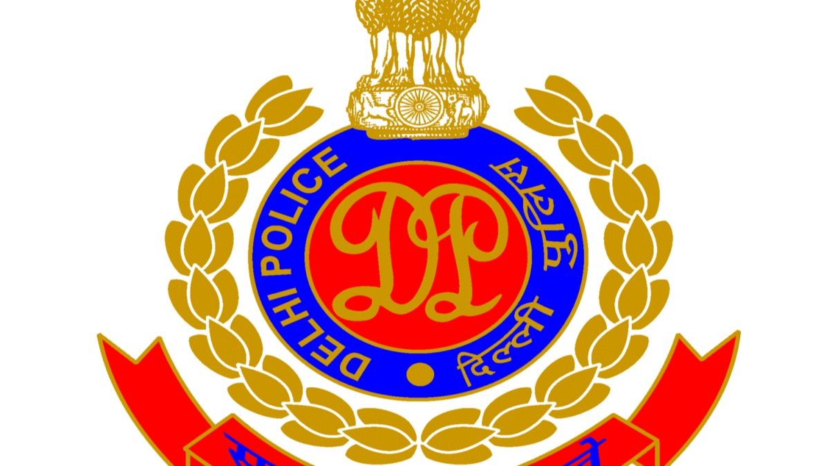 Delhi Police,  digital security, Go To School Initiative, Protecting Children On the Internet,  Facebook,  WhatsApp,  Varsha Sharma, Digital Security In Schools.