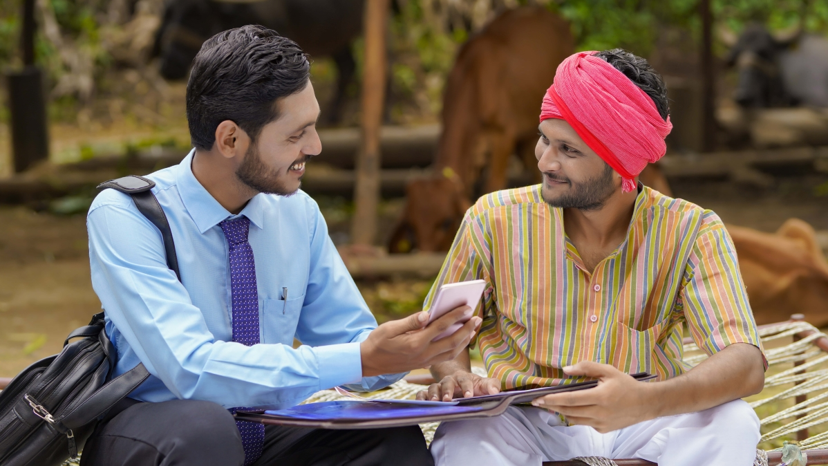 माइक्रोफाइनेंस,  Microfinance,  ग्रामीण भारत,  Rural India,  आर्थिक विकास,  Economic Development,  वित्तीय सेवाएं,  Financial Services,  छोटे उद्यमी,  Small Entrepreneurs