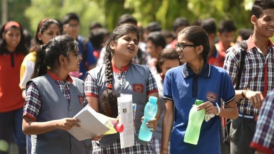 यूकेएसएसएससी,  पेपर लीक,  छात्र आंदोलन,  विरोध प्रदर्शन,  उत्तराखंड,  देहरादून,  परीक्षा,  गड़बड़ी,  स्क्रीनशॉट,  भर्ती