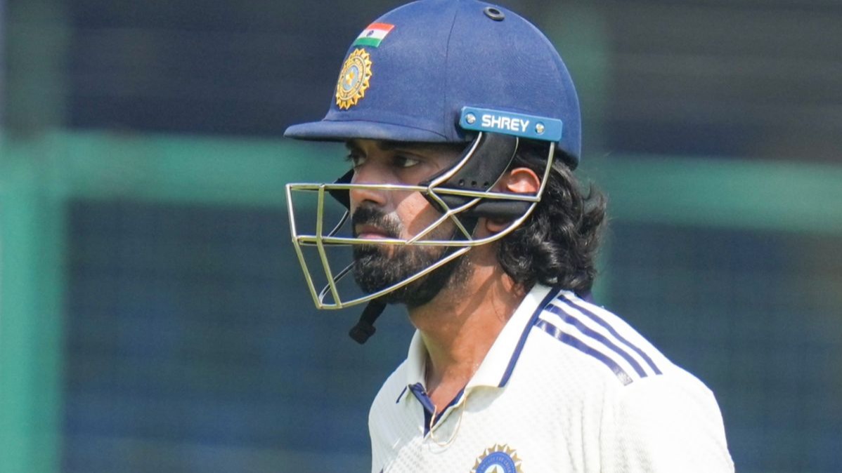 दिल्ली टेस्ट,  भारत 318/2,  यशस्वी जायसवाल शतक,  वेस्टइंडीज के खिलाफ बेस्ट स्कोर,  जोमेल वारिकन 2 विकेट,  शुभमन गिल नाबाद,  रोहित शर्मा अर्धशतक,  अरुण जेटली स्टेडियम,  टेस्ट क्रिकेट,  सलामी बल्लेबाज