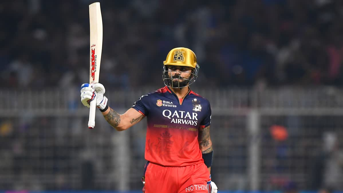 विराट कोहली,  १३५ रन मास्टरक्लास, विराट कोहली की 135 रन की पारी का विश्लेषण,  कोहली की मास्टरक्लास बल्लेबाजी तकनीक का अध्ययन,  कोहली की क्लास और नियंत्रण वाली बल्लेबाजी का विस्तृत विश्लेषण,  विराट कोहली की आक्रामक और संतुलित बल्लेबाजी शैली,  कोहली की 135 रन की पारी ने टीम इंडिया को कैसे प्रभावित किया,  भारतीय बल्लेबाज, कोहली बल्लेबाजी