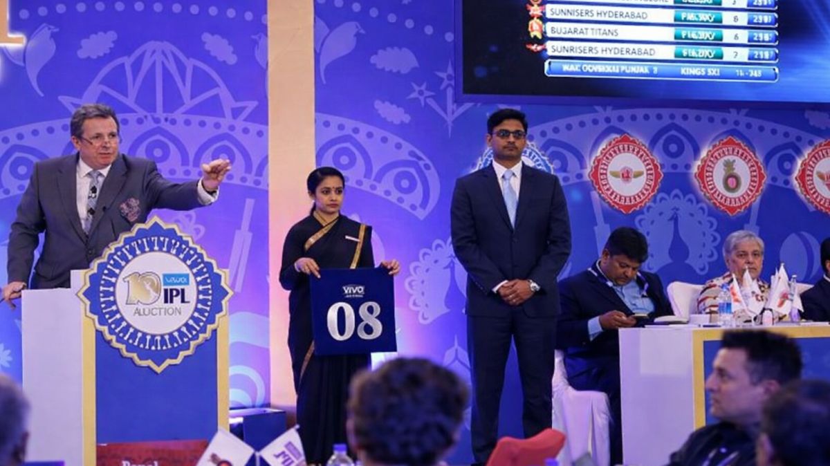 आईपीएल 2026 मौजूदा स्क्वाड,  आईपीएल 2026 पर्स शेष,  आईपीएल 2026 टीम स्क्वाड सूची,  आईपीएल 2026 नीलामी अपडेट,  आईपीएल 2026 टीम बजट स्थिति,  आईपीएल फ्रेंचाइजी रणनीति 2026,  आईपीएल 2026 खिलाड़ी सूची,  आईपीएल 2026 स्क्वाड विश्लेषण,  आईपीएल टीम पर्स जानकारी,  आईपीएल 2026 सीजन तैयारी