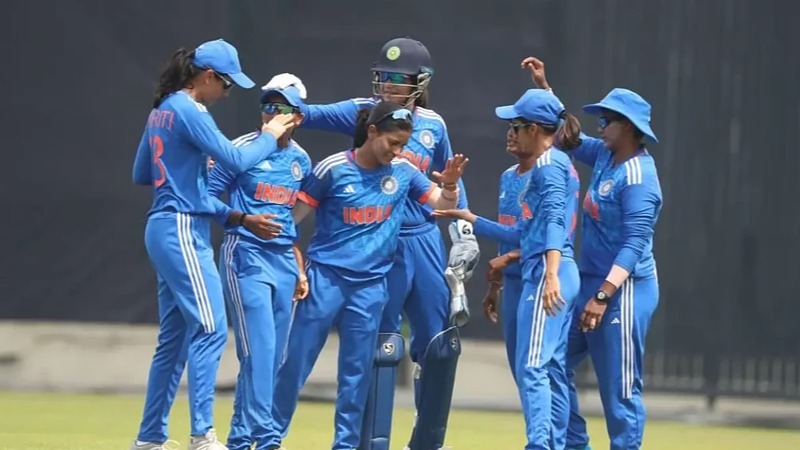 भारत बनाम श्रीलंका सीरीज,  IND vs SL,  भारत व्हाइटवॉश लक्ष्य,  श्रीलंका सांत्वना जीत,  क्रिकेट समाचार हिंदी,  भारत श्रीलंका मैच,  द्विपक्षीय क्रिकेट सीरीज,  भारतीय क्रिकेट टीम,  श्रीलंकाई टीम