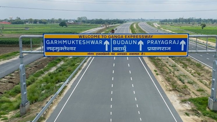 गंगा एक्सप्रेसवे उद्घाटन,  पीएम मोदी गंगा एक्सप्रेसवे,  594 किमी गंगा एक्सप्रेसवे,  मेरठ से प्रयागराज एक्सप्रेसवे,  गंगा एक्सप्रेसवे 12 जिले,  यूपी नया एक्सप्रेसवे समाचार,  PM Modi latest project UP,  गंगा एक्सप्रेसवे रूट मैप,  उत्तर प्रदेश हाईवे अपडेट,  गंगा एक्सप्रेसवे यात्रा समय